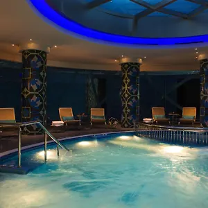 ***** Otel Renaissance Türkiye